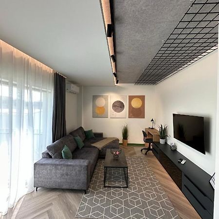 Luxury By The Lake Ap 28 Sibiu Exterior foto