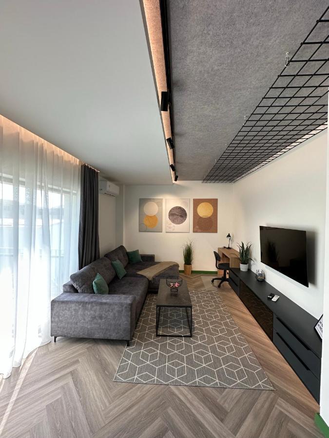 Luxury By The Lake Ap 28 Sibiu Exterior foto