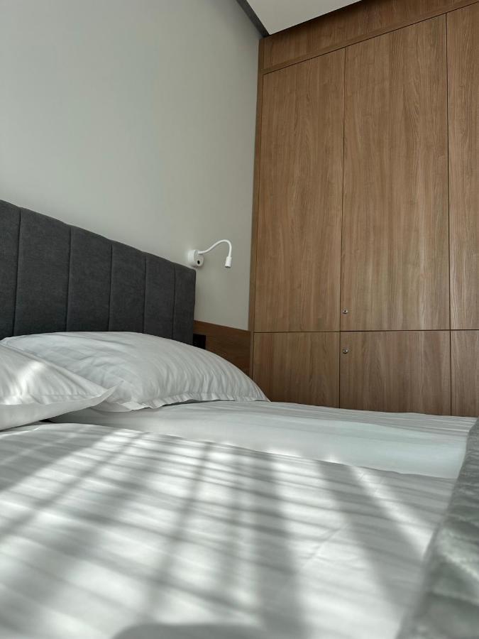 Luxury By The Lake Ap 28 Sibiu Exterior foto